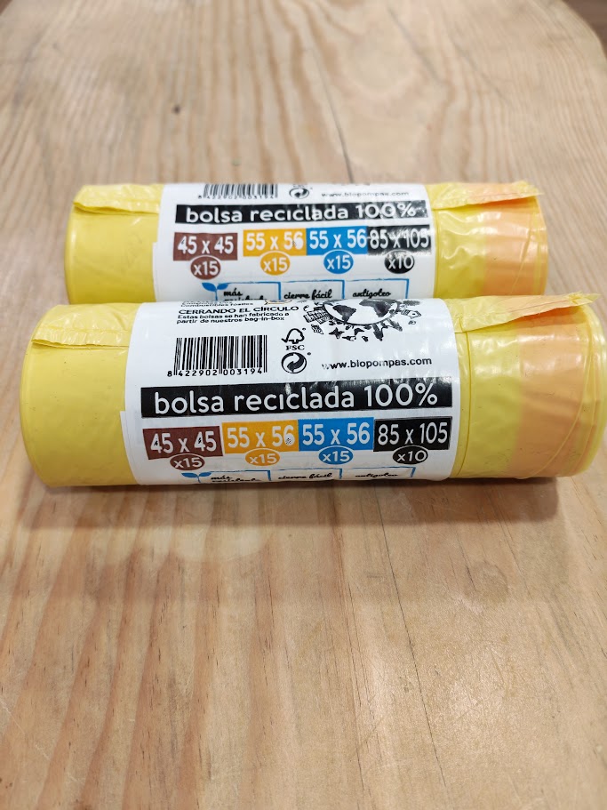 Bosses d'escombreries plàstic reciclat groga 55x56 30l.